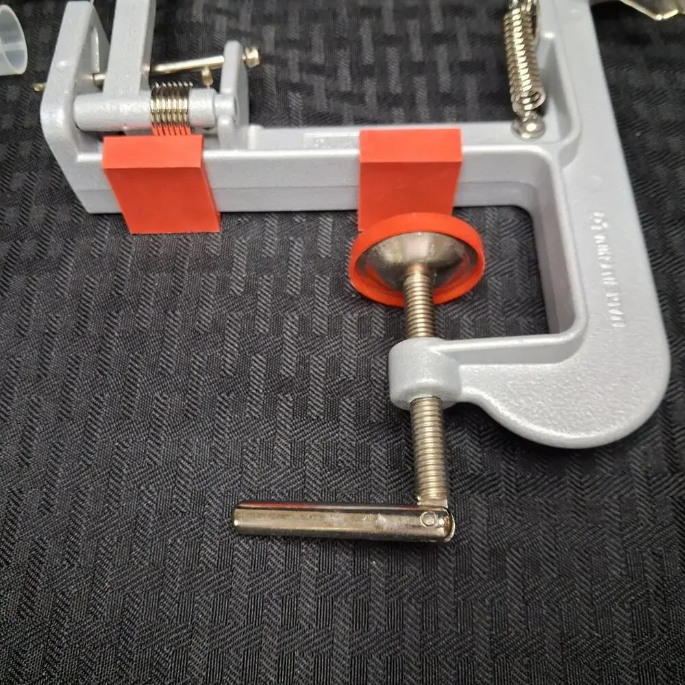 The Pampered Chef Apple Peeler Corer Slicer Model 2430 w/ Original Box EUC